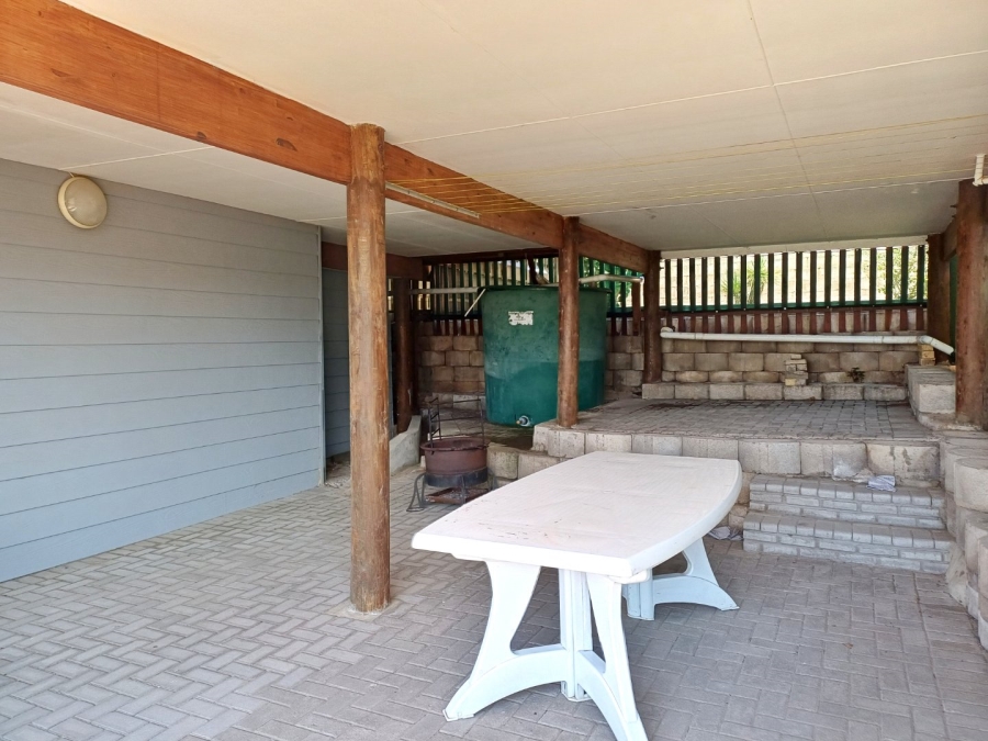 4 Bedroom Property for Sale in Reebok Western Cape